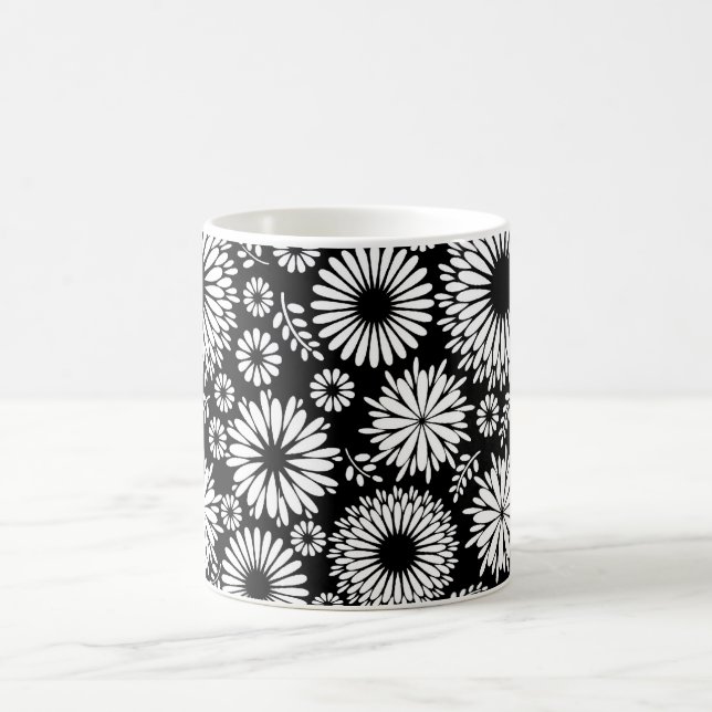 Boho Blume Schwarz-Weiß-Vektorblumenmuster Tasse (Mittel)