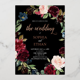 Boho-Bordeauxblaue Blumen Schrift Hochzeit Folieneinladung