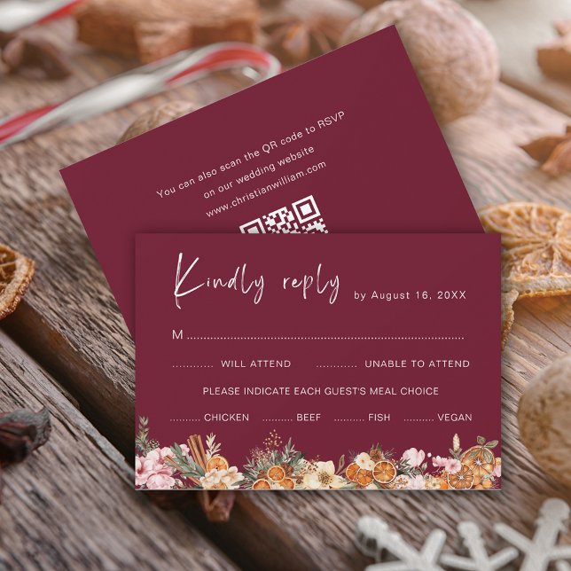 Boho Burgundy Winter Holiday Wedding QR Code RSVP Karte (Von Creator hochgeladen)