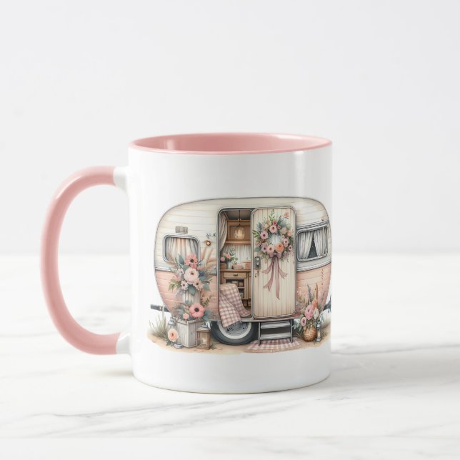 Boho Camper mit Blumenreath und Pastellen Pink Tasse (Links)