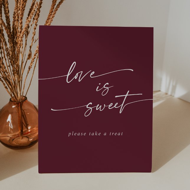 Boho Chic Burgundy Red Liebe ist süße Hochzeit Sockelschild (Boho Chic Burgundy Red Love Is Sweet Wedding Pedestal Sign)