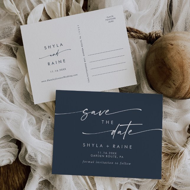 Boho Chic Dark Navy Blue Wedding Save the Date Einladungspostkarte (Von Creator hochgeladen)