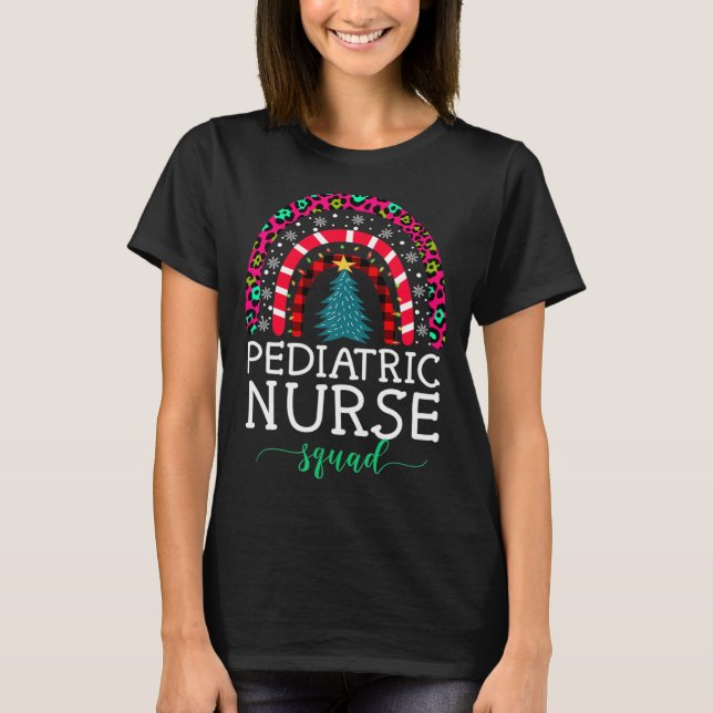 Boho Christmas Leopard Rainbow Pediatric Nurse Squ T-Shirt (Vorderseite)