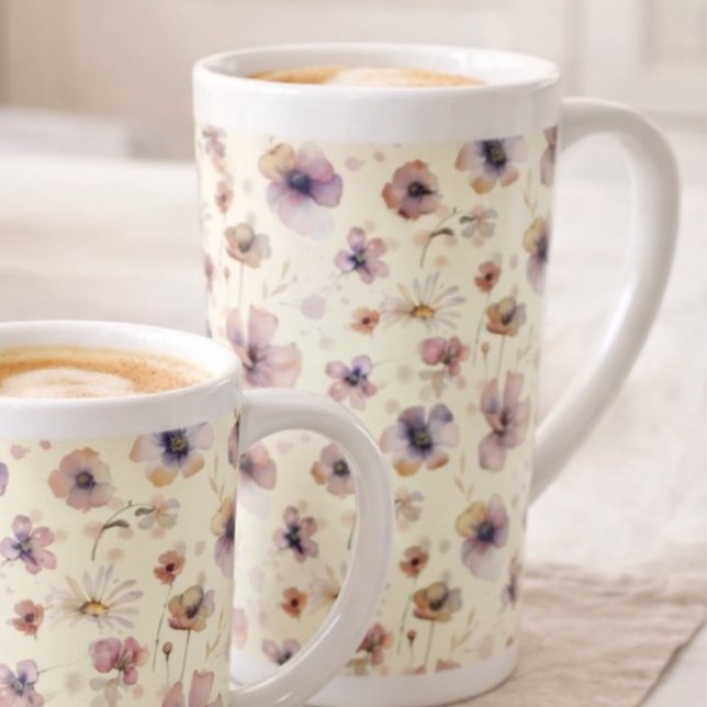 Boho Cream Blush Watercolor Wildblume Milchtasse (Von Creator hochgeladen)
