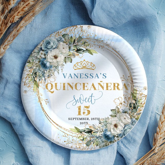 Boho Dusty Blue Blumen Gold Personalisierte Quince Pappteller (dusty blue flowers Quinceañera plates,
bohemian eucalyptus greenery foliage ,
boho gold tiara 15th b)