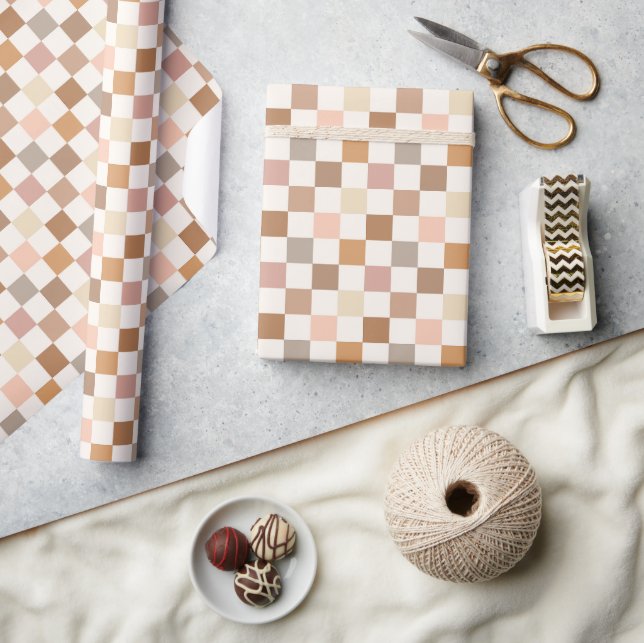 Boho Earthy Check Checkerboard Checkered Girly Geschenkpapier (Kunsthandwerk)