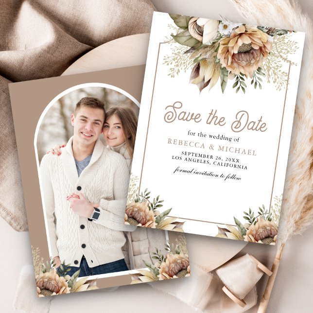 Boho Earthy Floral Taupe Foto Wedding Save The Date (Von Creator hochgeladen)