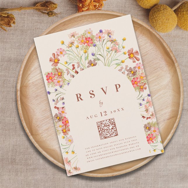 Boho Fall Floral Terracotta Hochzeit Optionen RSVP Karte (Boho fall rustic wildflower elegant floral arch terracotta beige wedding rsvp card with qr code)