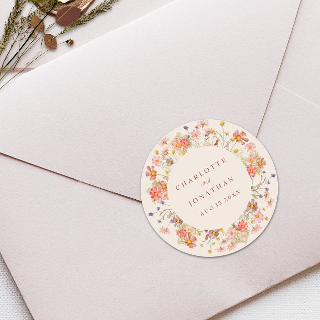 Boho Fall Wildblume Personalisiert Wedding Runder Aufkleber (Boho fall wildflower rustic floral beige burnt orange terracotta personalized wedding stickers)
