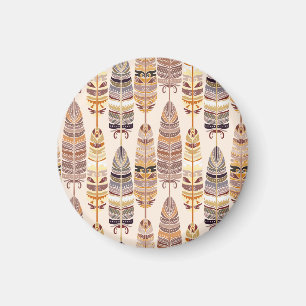 Boho Feathers: Stamm-nahtloses Muster Magnet