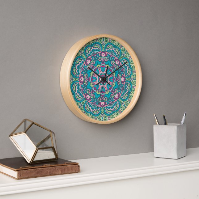 Boho Festive Mandala Uhr (Büro)