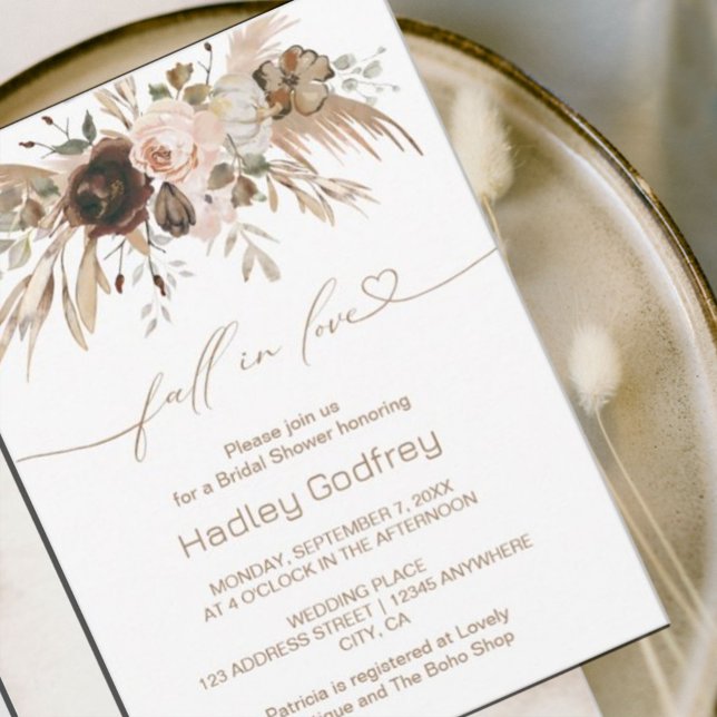 Boho Floral Pumpkin Fall in Liebe Brautparty Einladung (#fallinvitation #zazzlemade #fallfloral)