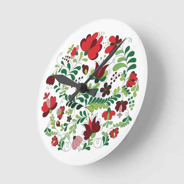 Boho Folk Floral Matyo Runde Wanduhr (Winkel)
