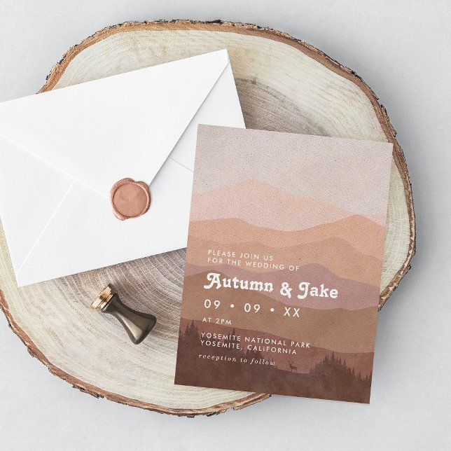 Boho Forest Mountains Retro Rosa & Brown Wedding Einladung (Von Creator hochgeladen)