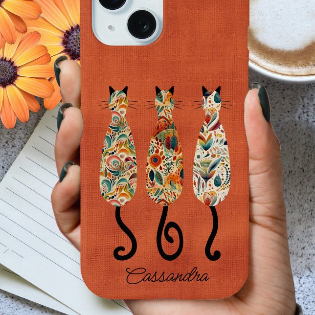 Boho gemusterte drei Katzen iPhone 15 Hülle (Von Creator hochgeladen)