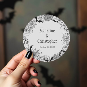 Boho Gothic Floral Gray Wedding Runder Aufkleber