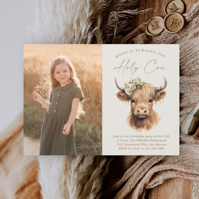 Boho Highland Cow Kids Foto Birthday Party Einladung (Boho Highland Cow Kids Girls Photo Birthday Party Invitations.)