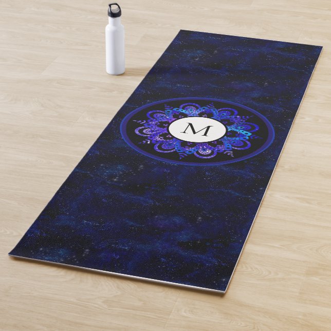 Boho Indigo Blue Universe Galaxy Mandala Monogram Yogamatte (Beispiel)