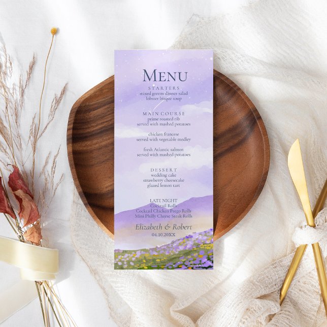 Boho Lilac Night Mountain Landscape Wedding Menü Menükarte (Boho Lilac Night Mountain Landscape Wedding Menu on a boho wedding table.)