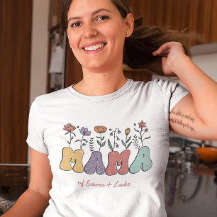 Boho Mama Text mit Blume und Kid-Namen T-Shirt