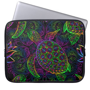 Boho-Meeres-Schildkröte: psychedelisches Mandala-M Laptopschutzhülle