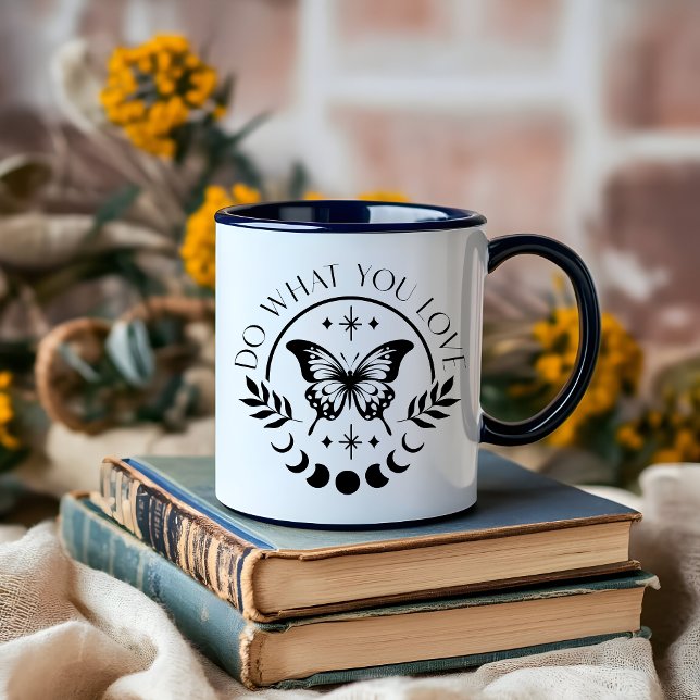 Boho Moon Black und White minimalistische Bekräfti Tasse (do what you love minimalist boho black and white mug)