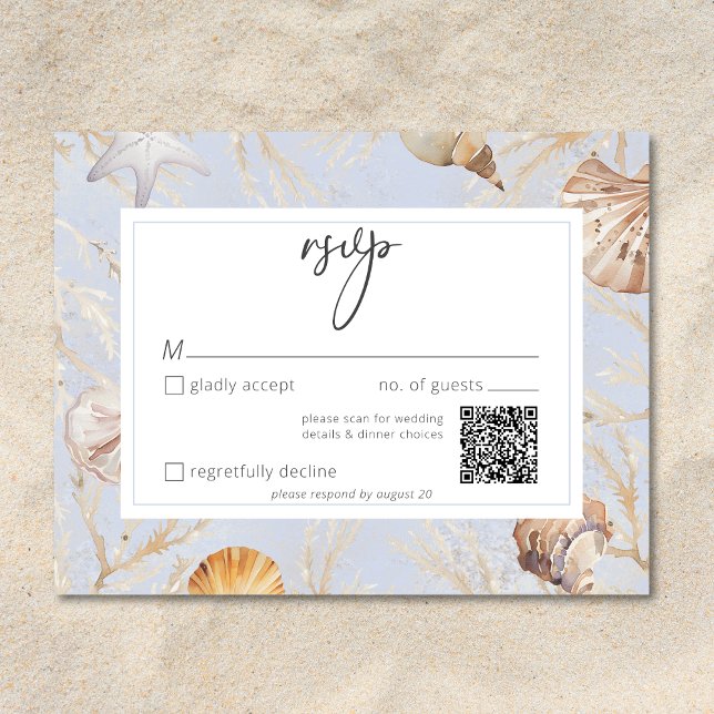 Boho Ocean Dusty Blue On Beach Wedding QR RSVP Karte (Boho Ocean Dusty Blue On the Beach Wedding QR RSVP Card)