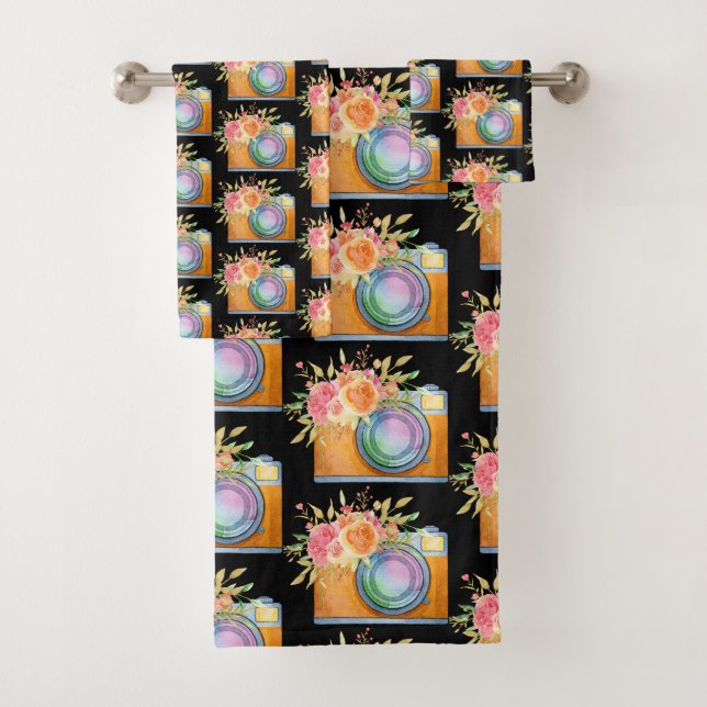 Boho Orange Camera & Blume Wasserfarbmuster Badhandtuch Set (Insitu)