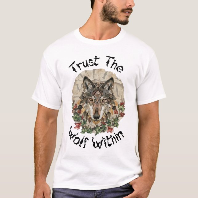 Boho Ornate Wolf with Leaves T-Shirt (Vorderseite)