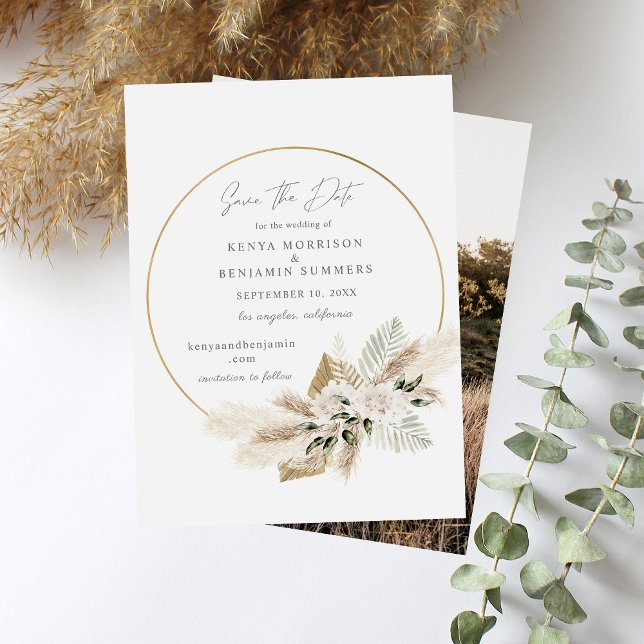 Boho Palm Pampas Grass Floral Save the Date Foto Einladung (Von Creator hochgeladen)