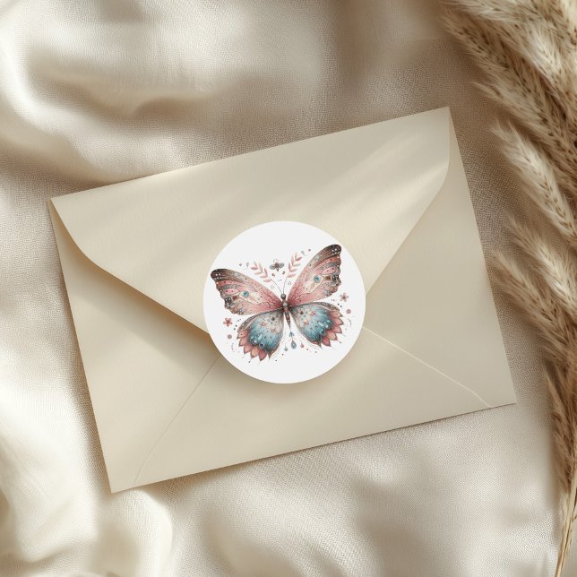 Boho Pink & Blue Wassercolor Butterfly Runder Aufkleber (Boho Pink & Blue Watercolor Butterfly Classic Round Sticker on an elegant envelope.)
