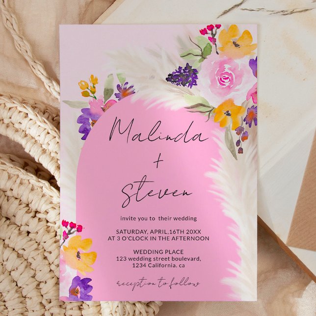 Boho pink floral pampas desert arch wedding einladung (Boho pink floral pampas desert arch wedding invitation on pink)