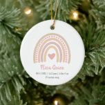 Boho Rainbow Girl Birth Stats Foto Baby Christmas Keramik Ornament<br><div class="desc">Niedliches Baby's First Christmas Ornament mit einem rosa Herz in einem bohenhaften Regenbogen zusammen mit Babyname und Geburtsstaten.  Die Rückseite hat Ihr Lieblingsneugeborenes Foto.  Dieses moderne Baby-Ornament ist ein großartiges Weihnachtsgeschenk für neue Eltern eines kleinen Mädchens.</div>