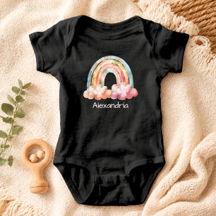 Boho Regenbogen Baby Strampler