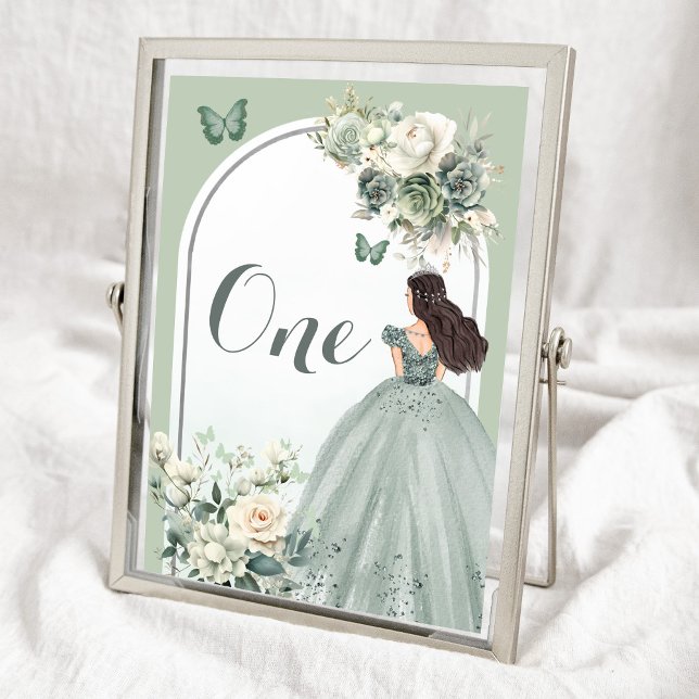 Boho Sage Green Floral Quinceañera Tischnummer (Von Creator hochgeladen)