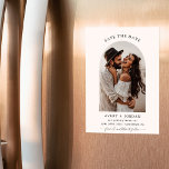 Boho Save the Date, Foto Save the Date Minimalisti Magneteinladung<br><div class="desc">Dieses hübsche Foto Save the Date Magnet verfügt über ein wunderbares minimales Layout für Ihre Ankündigung Datum freihalten, in dem Sie die Freiheit haben, etwas einzigartiges zu kreieren! Editieren Sie Text und Farben einfach nach Ihrem Stil! Text- und Hintergrundfarben sind vollständig editierbar —> klicken Sie auf die Schaltfläche "Weitere Anpassungen",...</div>