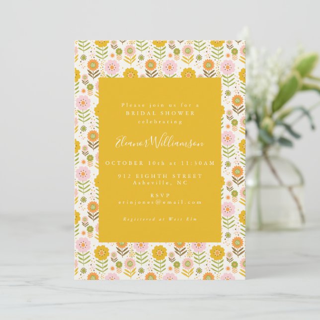 Boho Scandinavian Yellow Flowers Brautparty Einladung (Stehend Vorderseite)