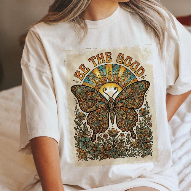 Boho-Schmetterling Retro-Sonne Hippie-Ästhetik Tri-Blend Shirt (Von Creator hochgeladen)