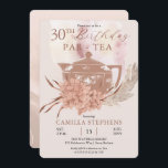 Boho Teapot Hydrangeas Pampas 30. Geburtstags-Part Einladung<br><div class="desc">Boho rosa und Terracotta Hydrangeas und Pampas und getrocknete Gräser mit Terracotta Teekanne und Drehtext "Birthday" "PAR-TEA" [Party] mit Aquarell-Imitate Texturen und Marmoraussehen Gradienten. Alle Texte sind editierbar,  mit Ausnahme des Skripttextes "Geburtstag",  der nur vom Designer bearbeitet werden kann. Composite Design von Holiday Hearts Designs.</div>