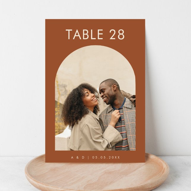 Boho Terracotta Arch Foto Minimalistisch Wedding Tischnummer (Von Creator hochgeladen)