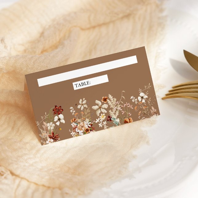 Boho Terracotta Floral Wildblume Beige Wedding Platzkarte (Von Creator hochgeladen)