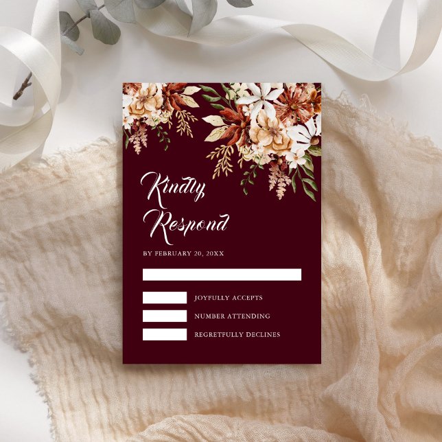 Boho Terracotta Floral Wildblume Burgundy Wedding RSVP Karte (Von Creator hochgeladen)