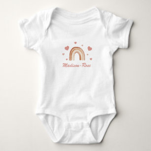 Boho-Terrakotta-Regenbogen-Babyname Baby Strampler