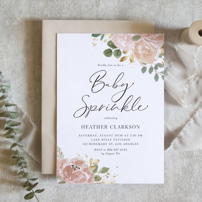 Boho Watercolor Mauve Peach Blume Baby Sprinkle Einladung (Customizable floral baby sprinkle invitation featuring peach flowers, greenery and faux gold foil)