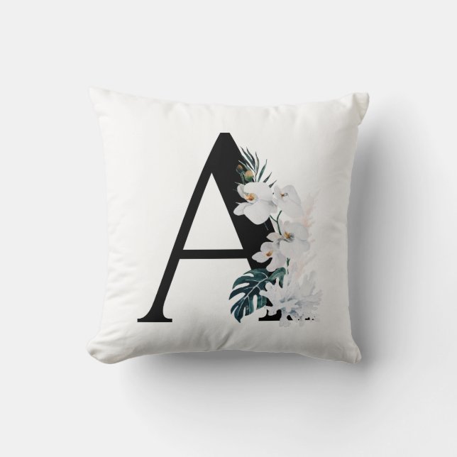 Boho White Orchids Tropical Letter A Monogram Kissen (Vorderseite)