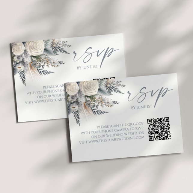 Boho White Rose Floral QR Code Wedding RSVP Card Karte (Von Creator hochgeladen)