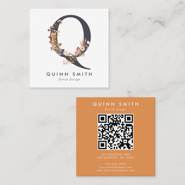 Boho Wildblume Initial Q QR Code Quadratische Visitenkarte (Vorne/Hinten)