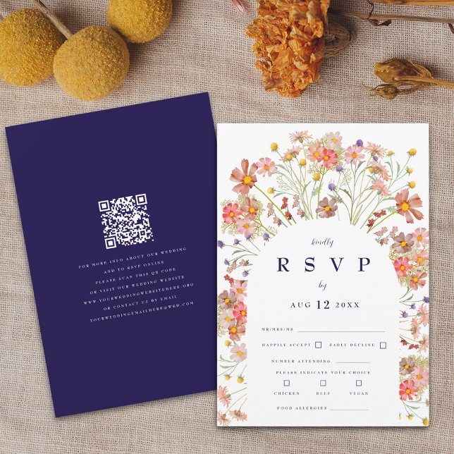 Boho Wildblume Rustikale Arche Navy Blau RSVP Karte (Boho fall rustic wildflower floral arch navy blue and white wedding rsvp qr code card)