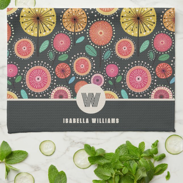 Bold Boho Scandi Folk Blume Monogram Geschirrtuch (Gefaltet)