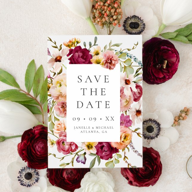 Bold Burgundy Floral Foto Wedding Save The Date (Von Creator hochgeladen)